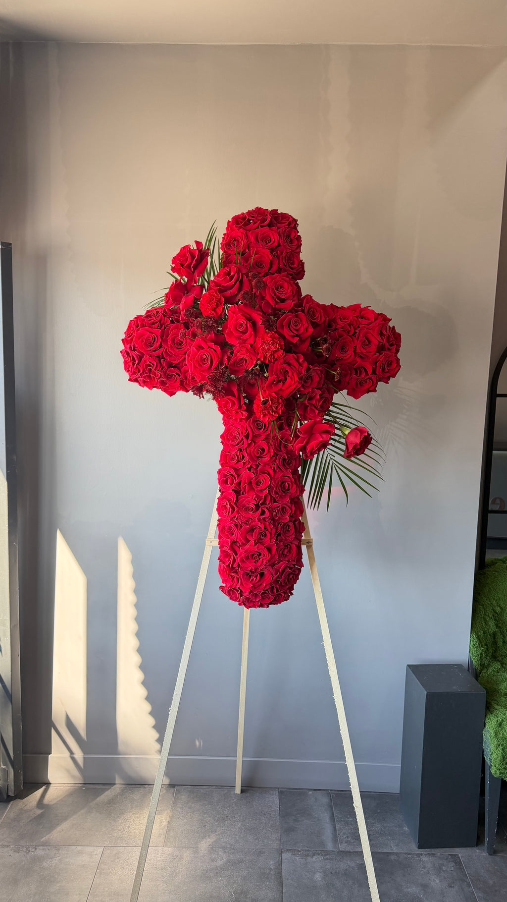 3 ft Red Cross