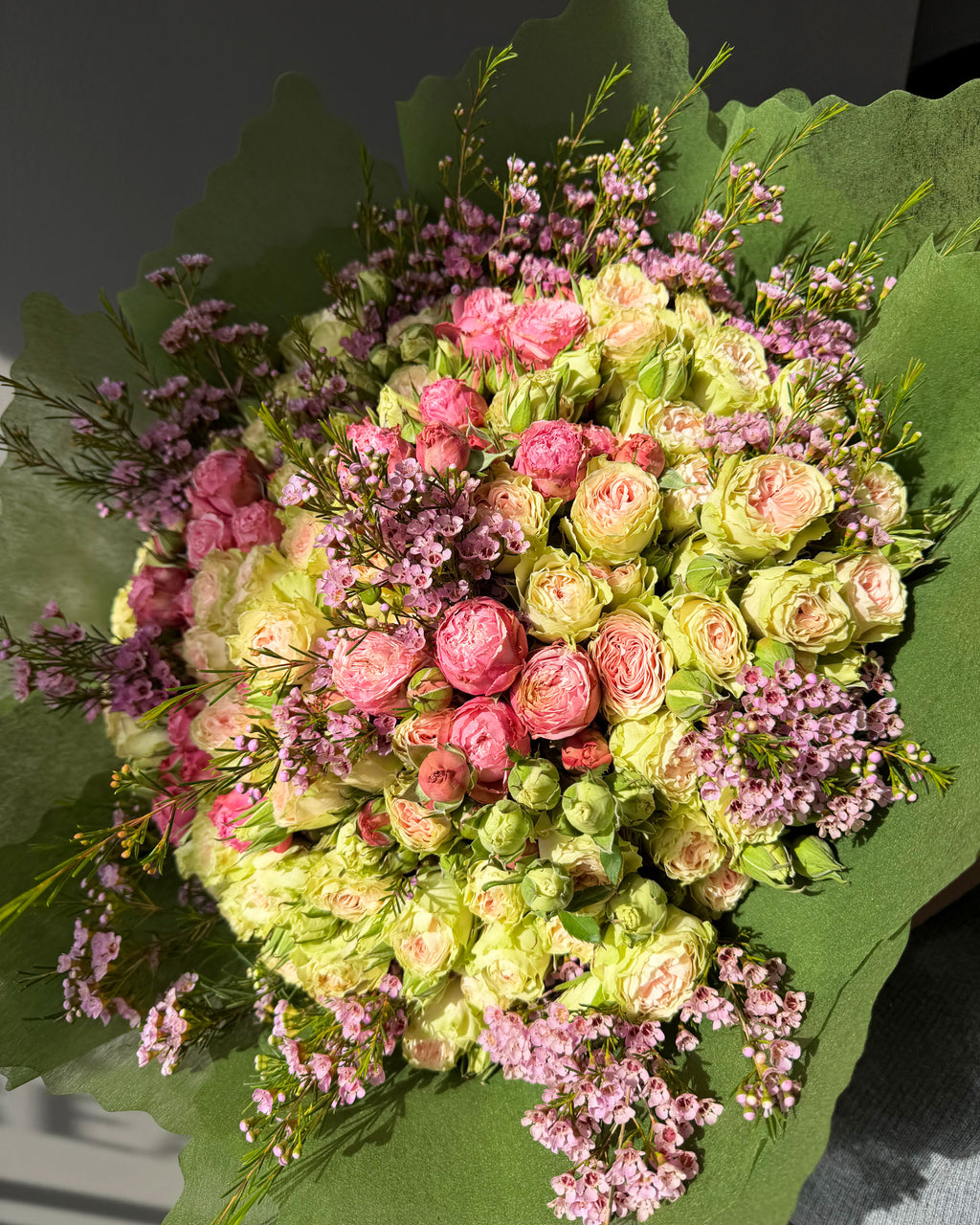 Garden Sorbet Spray Roses