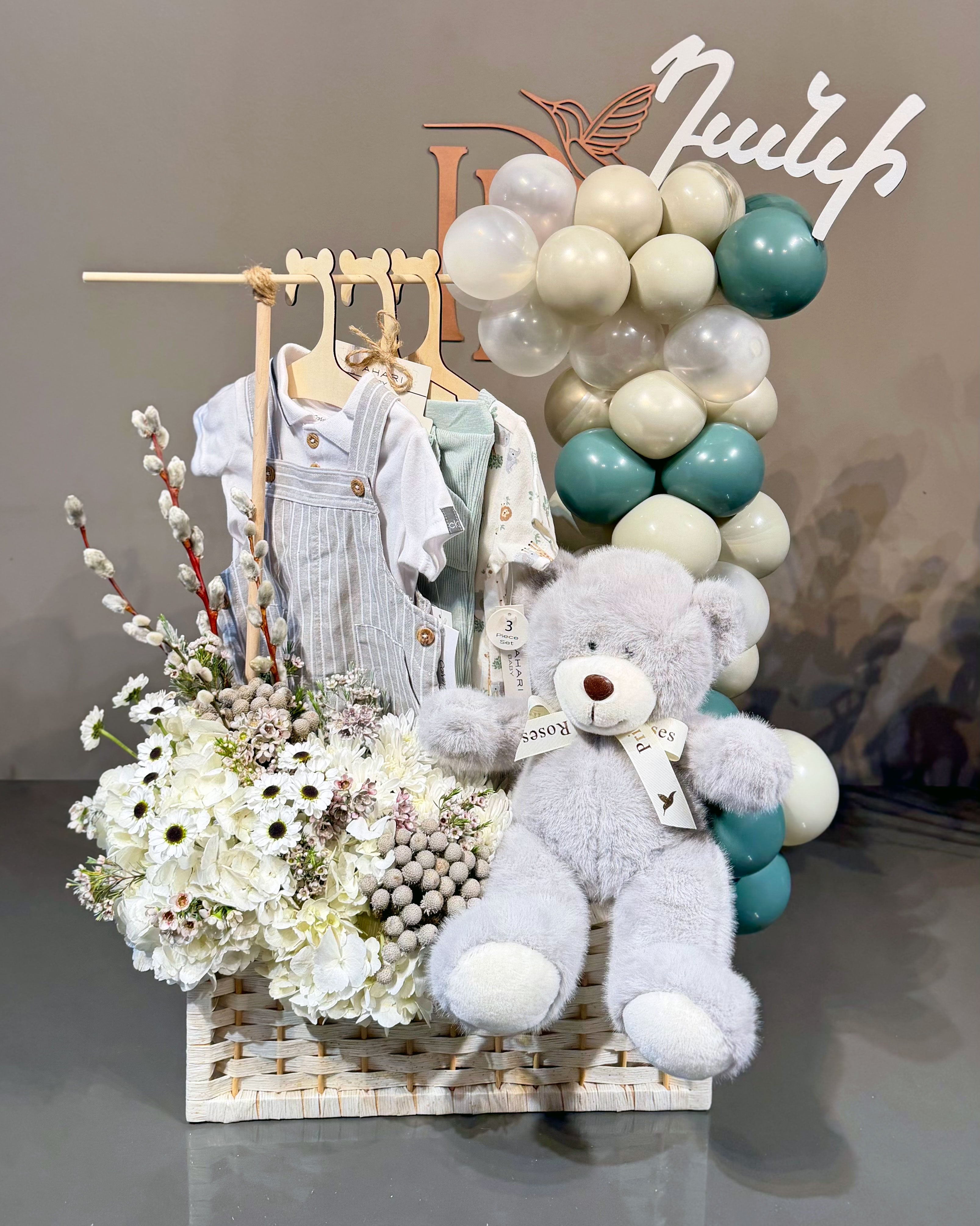 Sage & Pearl Welcome Hamper